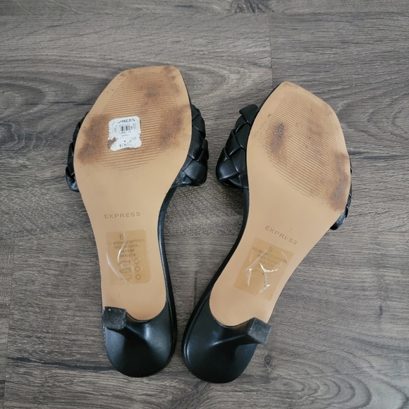 Women's woven heel slide sandals size 6 from Express - Picture 6 of 6